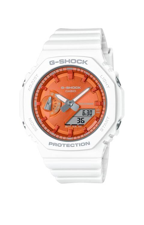 G-SHOCK GMA-S2100WS 白いボディにオレンジの文字板
