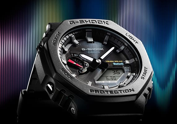 G-SHOCK GA-B2100-1A1 を斜めから見たところ
